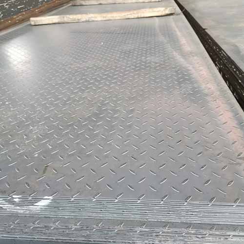 High Strength Hot Dipped Galvanized Q235B Standard Checkered Sizes Mild Steel Chequered Plate