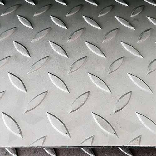 Customized Size  Hot Rolled Chequered Steel Products Stainless Steel Sheet Chequered Plate