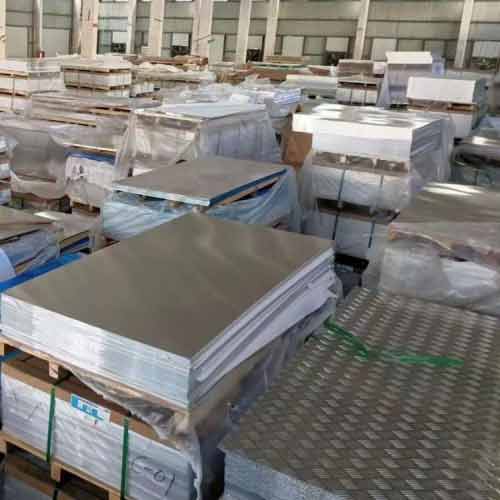 How to Select the Right Chequered Plate for Industrial Flooring and Walkways