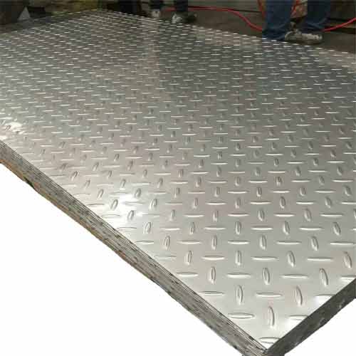 The Role of Chequered Plates in Vehicle Ramps and Loading Docks: Load Capacity Analysis
